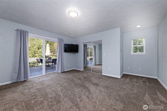 67 E South Island Drive, Shelton, WA 98584