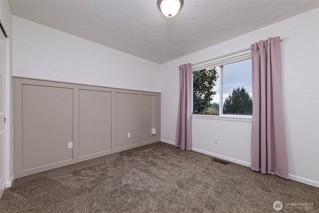 67 E South Island Drive, Shelton, WA 98584