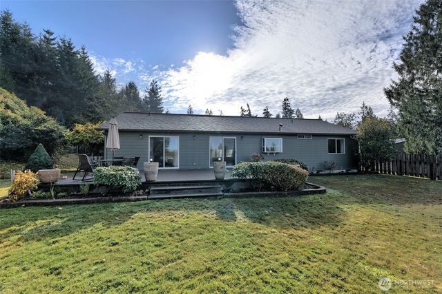 67 E South Island Drive, Shelton, WA 98584