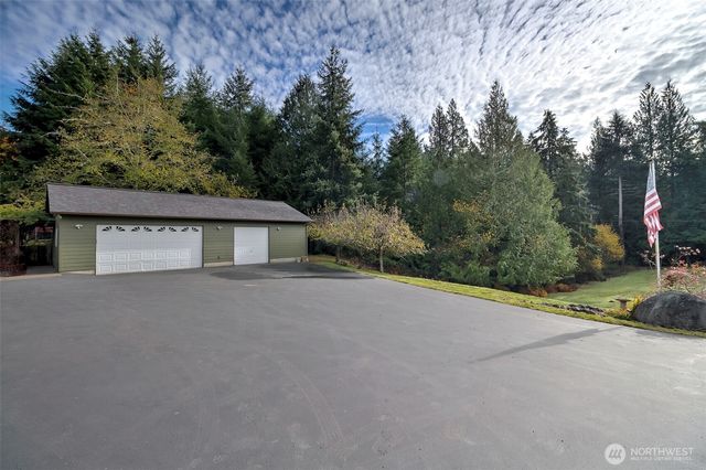 67 E South Island Drive, Shelton, WA 98584