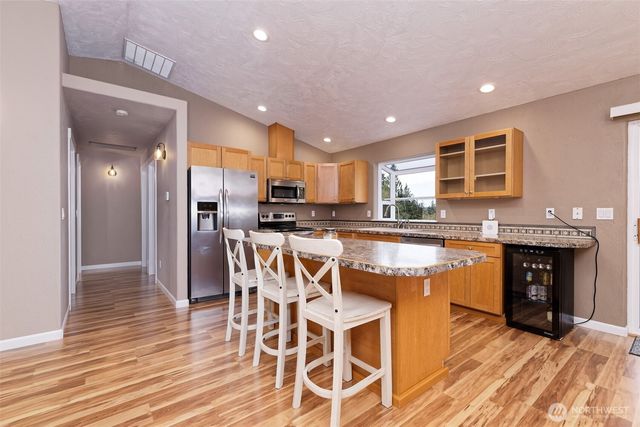 67 E South Island Drive, Shelton, WA 98584