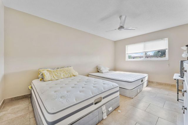 750 Lori Drive 232, Palm Springs, FL 33461