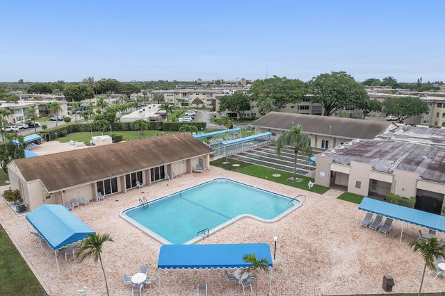 750 Lori Drive 232, Palm Springs, FL 33461