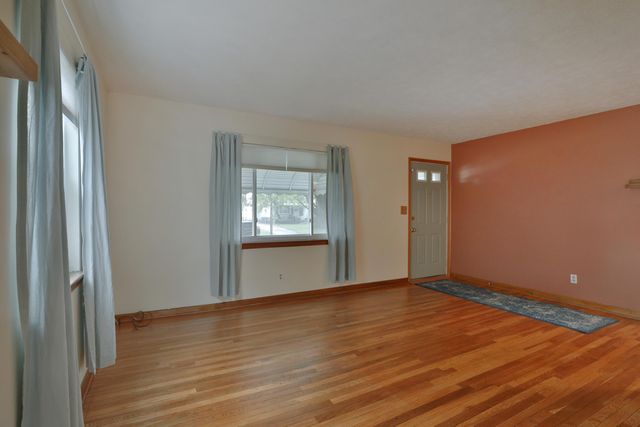 3220 Medina Avenue, Columbus, OH 43224