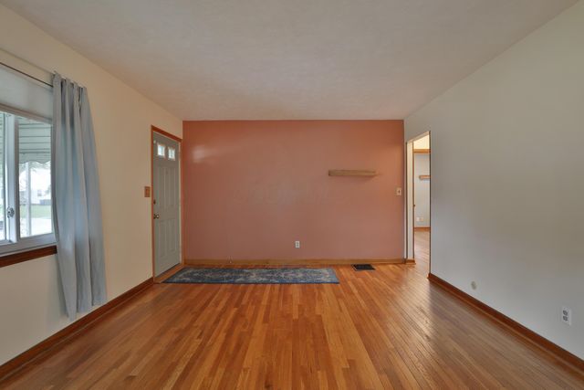 3220 Medina Avenue, Columbus, OH 43224
