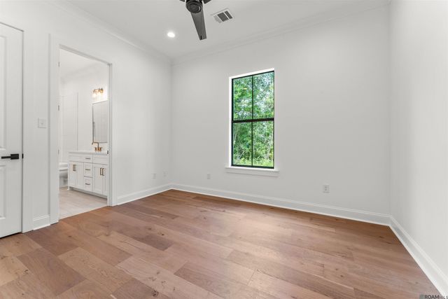 9053 Hillon Hood Rd, Denham Springs, LA 70726