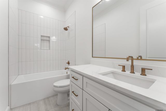 9053 Hillon Hood Rd, Denham Springs, LA 70726