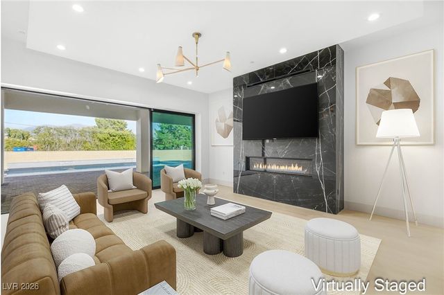 5885 St Ebbes Court, Las Vegas, NV 89131