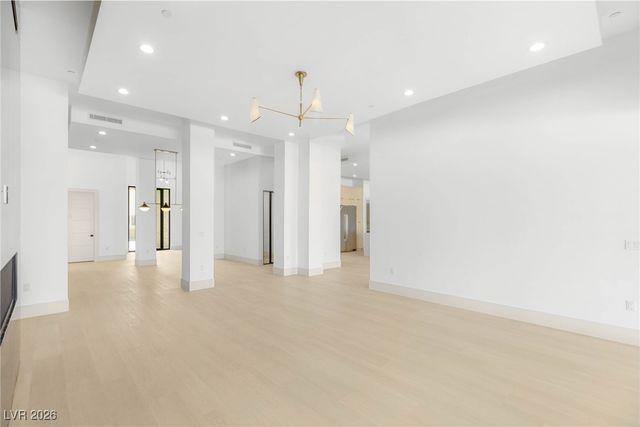 5885 St Ebbes Court, Las Vegas, NV 89131