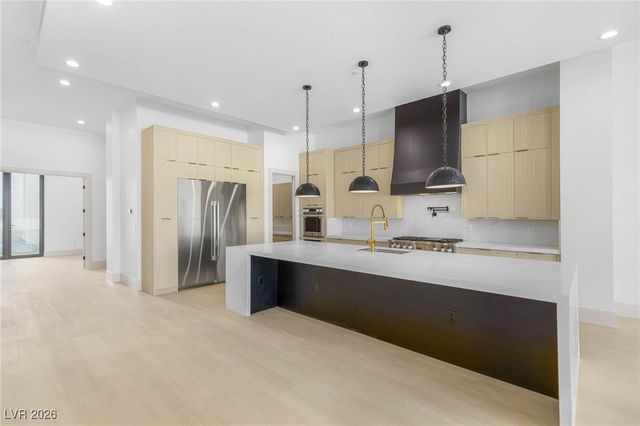 5885 St Ebbes Court, Las Vegas, NV 89131