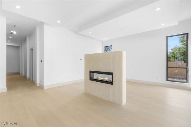 5885 St Ebbes Court, Las Vegas, NV 89131