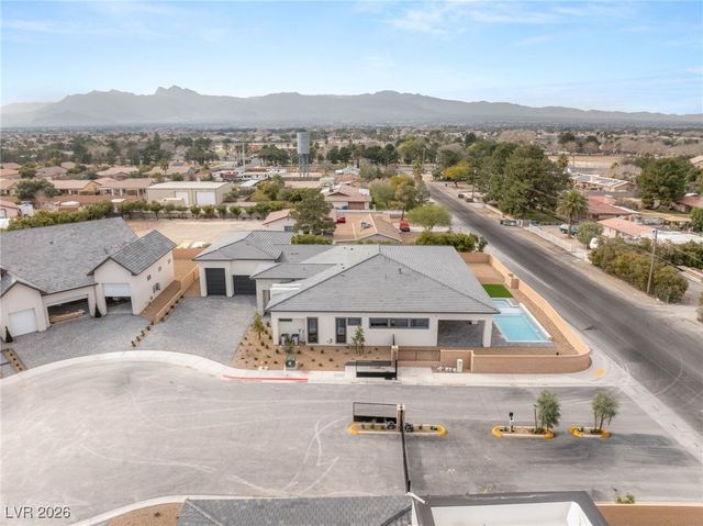 5885 St Ebbes Court, Las Vegas, NV 89131