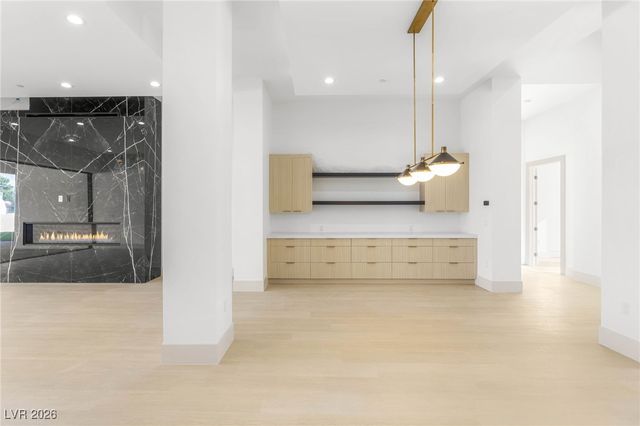 5885 St Ebbes Court, Las Vegas, NV 89131