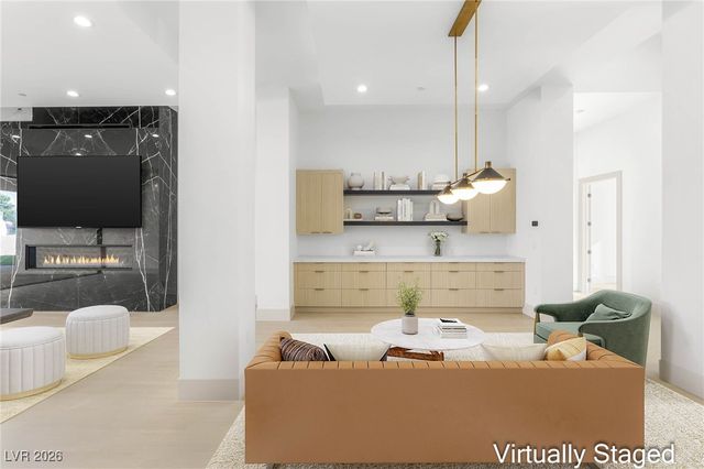 5885 St Ebbes Court, Las Vegas, NV 89131