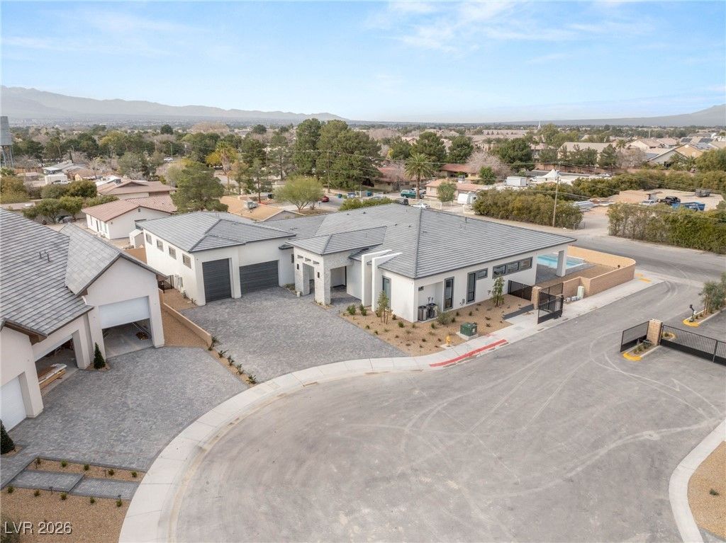 5885 St Ebbes Court, Las Vegas, NV 89131