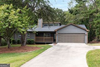 2223 Papp Drive, Gainesville, GA 30506