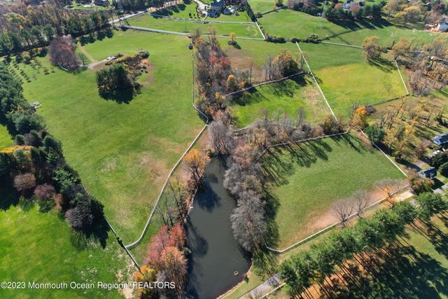 55 Crine Road, Colts Neck, NJ 07722