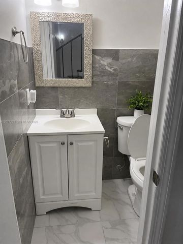 9171 Fontainebleau Boulevard 5, Miami, FL 33172