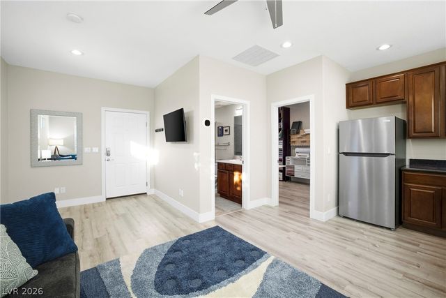 2432 Anderson Park Drive, Henderson, NV 89044