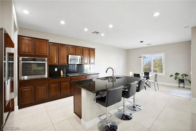 2432 Anderson Park Drive, Henderson, NV 89044