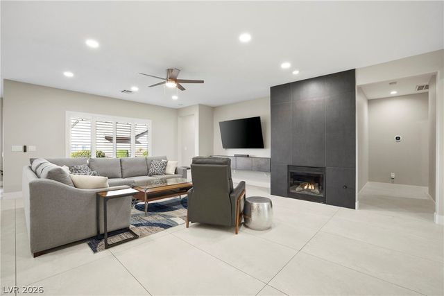 2432 Anderson Park Drive, Henderson, NV 89044
