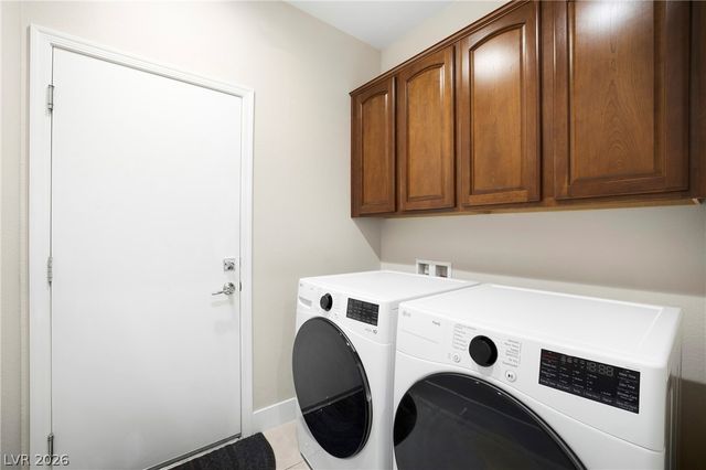 2432 Anderson Park Drive, Henderson, NV 89044