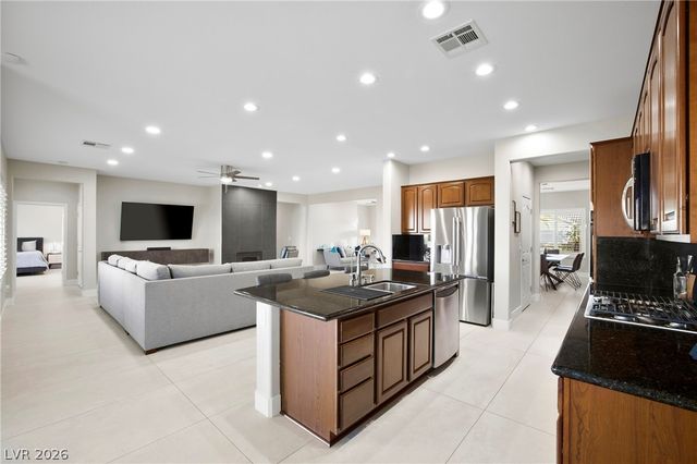 2432 Anderson Park Drive, Henderson, NV 89044
