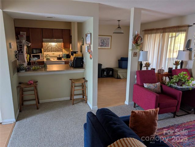 11023 Harrowfield Road, Charlotte, NC 28226