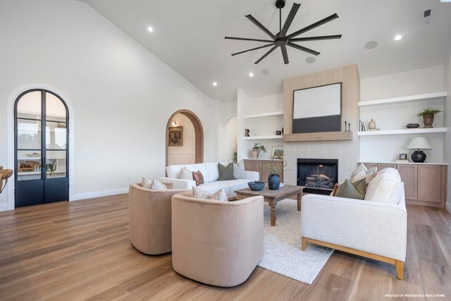 8601 Tendril Lane, Pasco, WA 99301