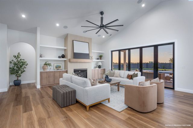 8601 Tendril Lane, Pasco, WA 99301