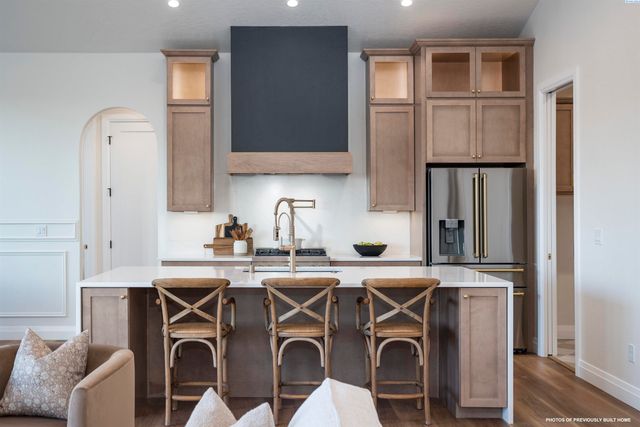 8601 Tendril Lane, Pasco, WA 99301