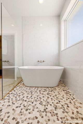 8601 Tendril Lane, Pasco, WA 99301