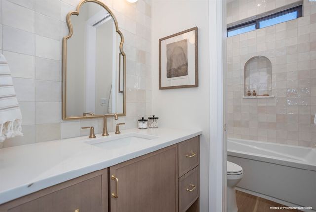 8601 Tendril Lane, Pasco, WA 99301