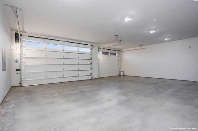 8601 Tendril Lane, Pasco, WA 99301