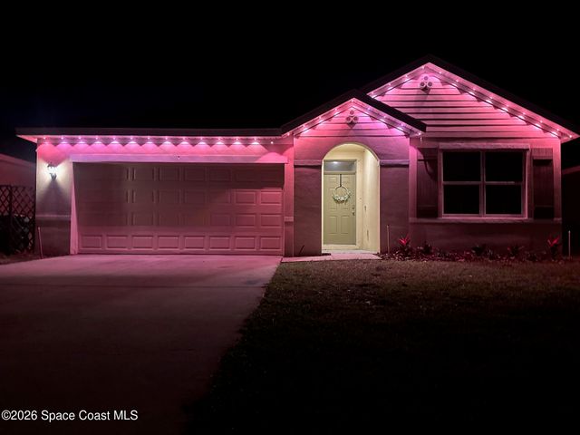 3634 Sandhill Crane Circle, Mims, FL 32754