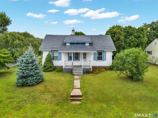 12 Wintergreen Drive, Waterford, CT 06385