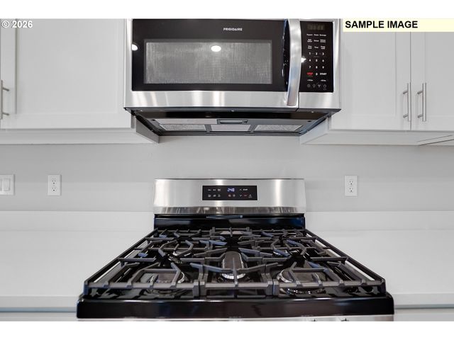 31788 Nw BLAKE Ter, North Plains, OR 97133