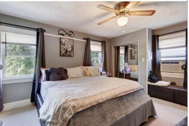 8946 215th Place, Queens Village, NY 11427