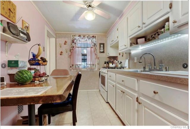 8946 215th Place, Queens Village, NY 11427