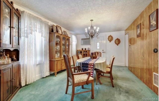 8946 215th Place, Queens Village, NY 11427