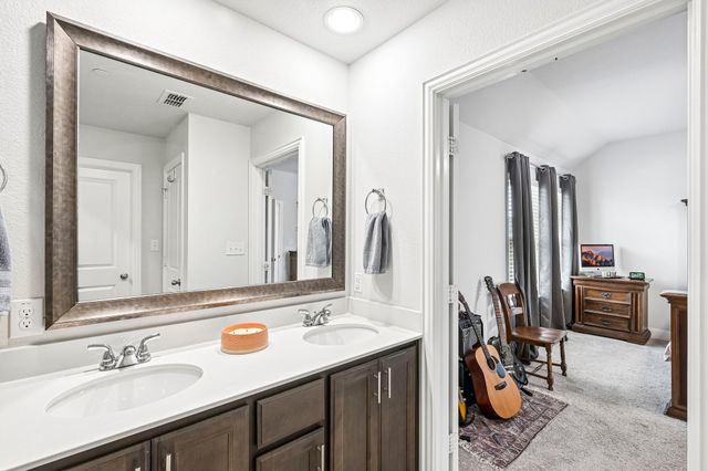 5572 Kilmer Drive, North Richland Hills, TX 76180
