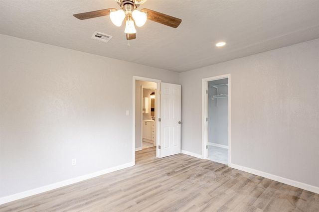 2605 Queensbury Road, Moore, OK 73160