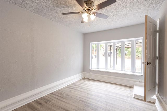 2605 Queensbury Road, Moore, OK 73160