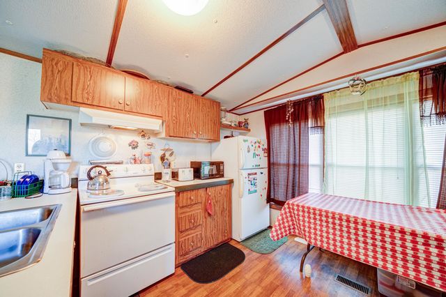 24315 HIGHWAY 76 HWY N, Somerville, TN 38068