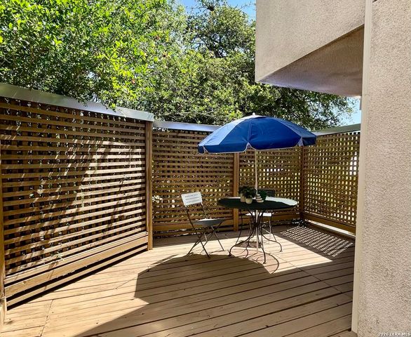 409 Circle, San Antonio, TX 78209