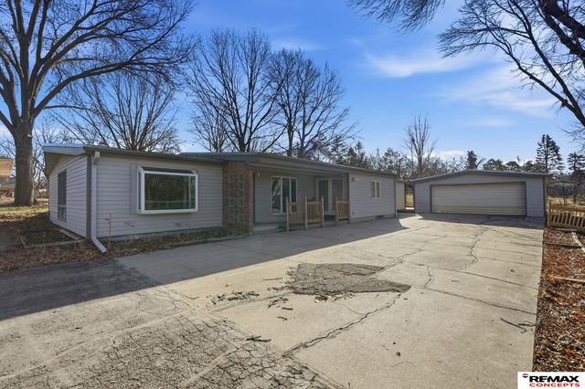 801 W Calvert Street, Lincoln, NE 68522