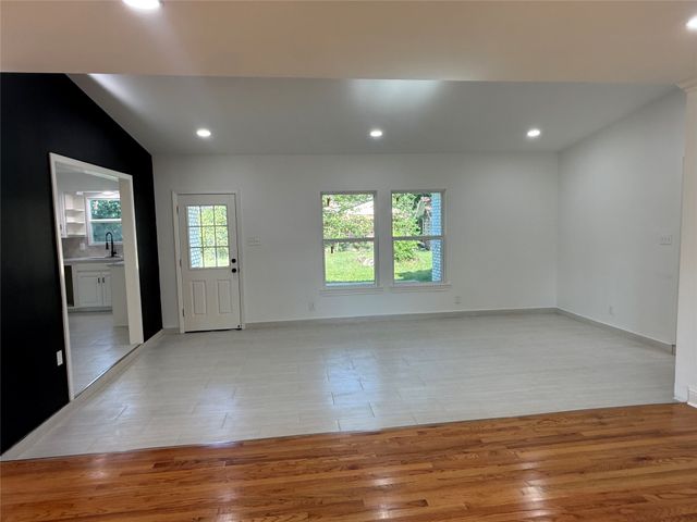 3608 Labadie Drive, Richland Hills, TX 76118