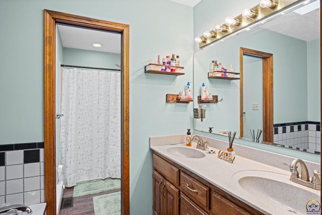 10010 Hwy K-16, Holton, KS 66436