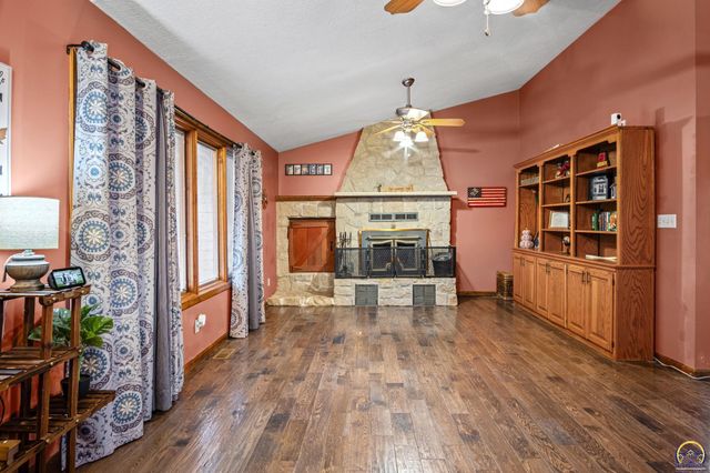 10010 Hwy K-16, Holton, KS 66436