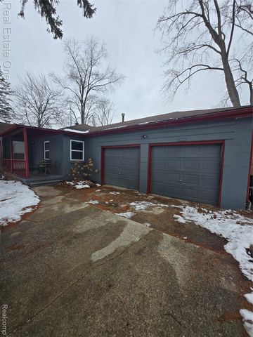 19830 Mahon Street, Southfield, MI 48075